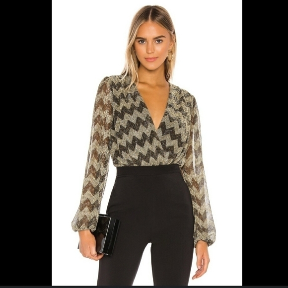 A S T R THE LABEL PRIMADONNA CHEVRON WRAP TOP - Picture 3 of 16